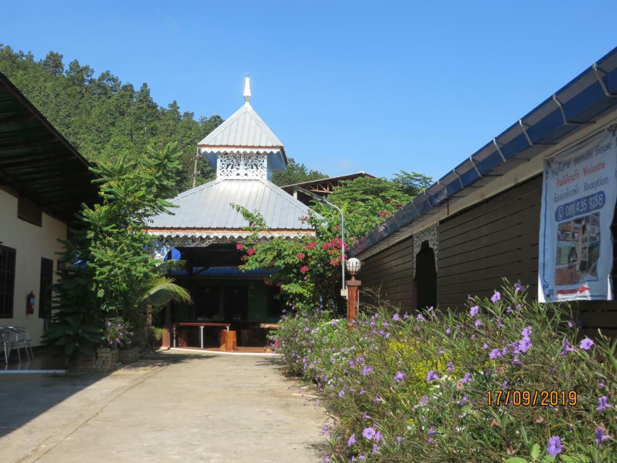 Boondee House Hotel Mae Hong Son Exterior photo