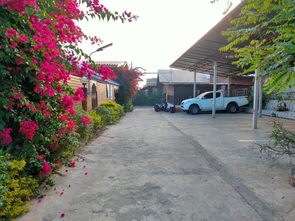 Boondee House Hotel Mae Hong Son Exterior photo